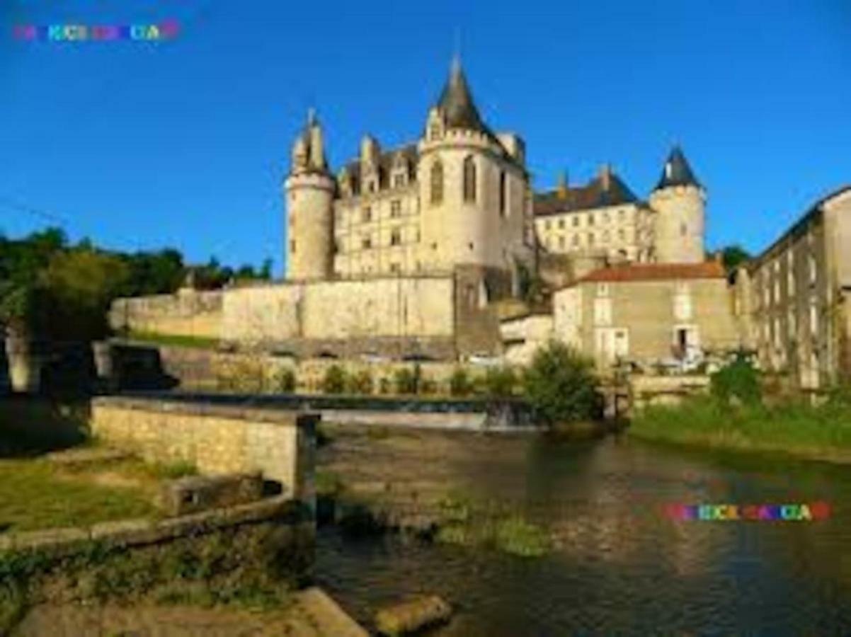 Petit Gite En Braconne La Rochette  Exterior foto